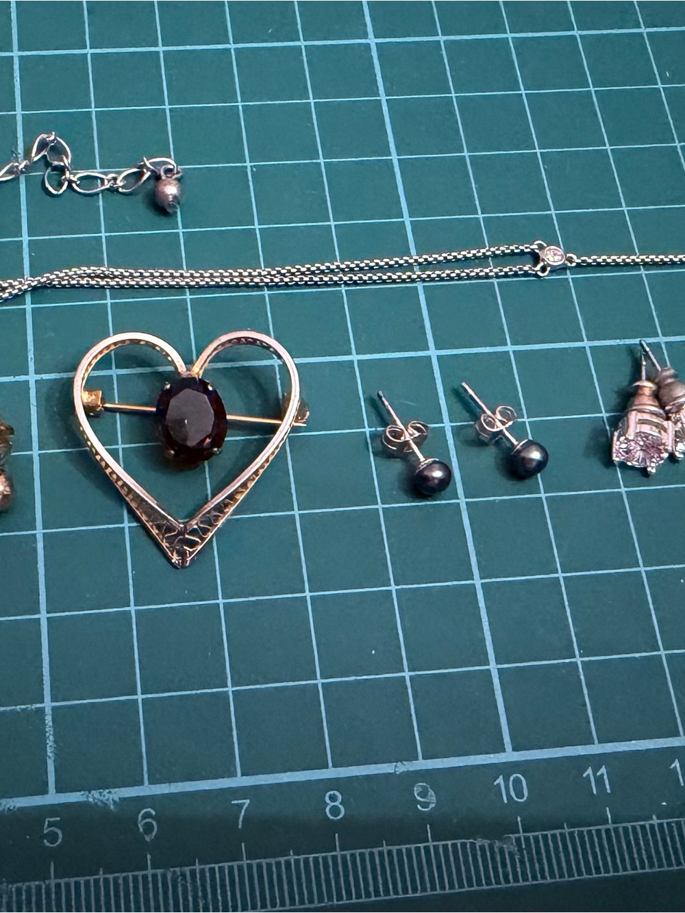 Gold Heart Pendant Brooch with Black Stone